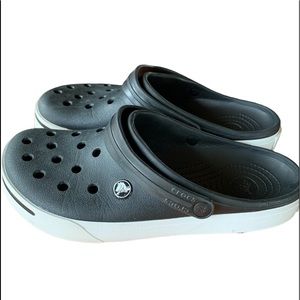 Crocs unisex Clog Sz 10 M. Or 12 W